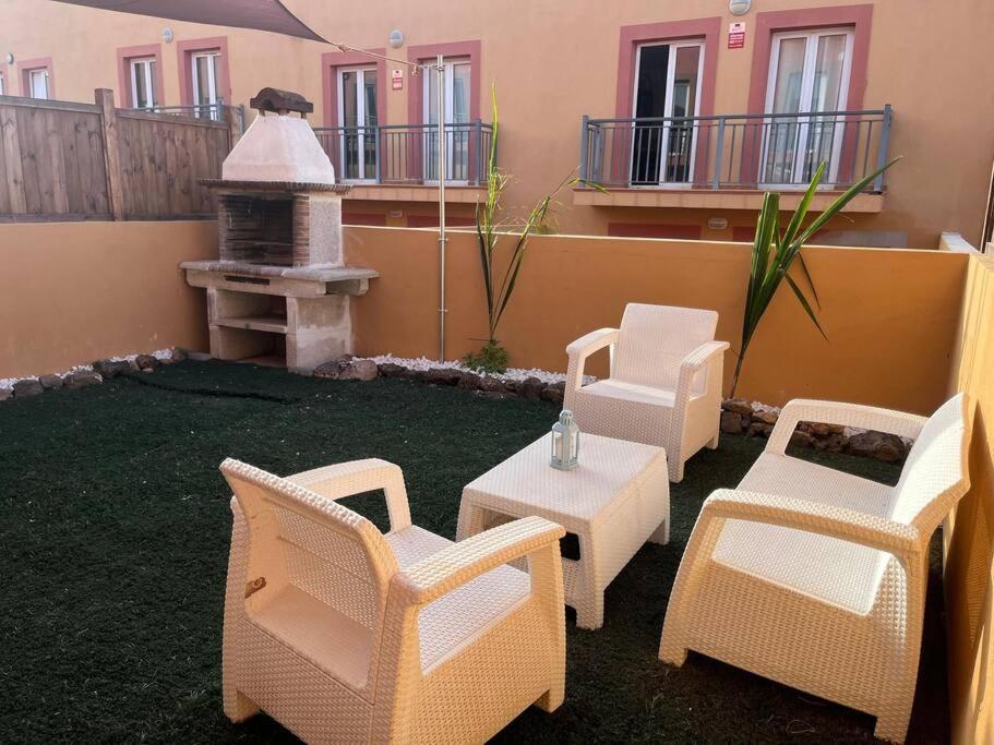 Eucorralejo 1 Villa ภายนอก รูปภาพ